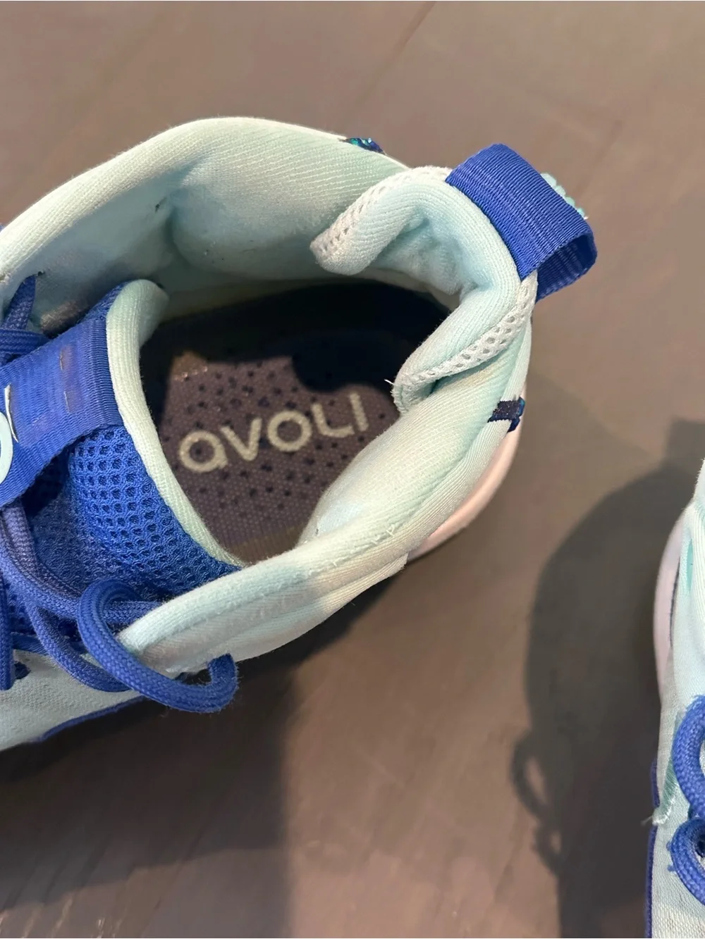 Avoli Mid Volleyball Sneakers Blue Mint Women’s Size 10.5 Court Sneakers